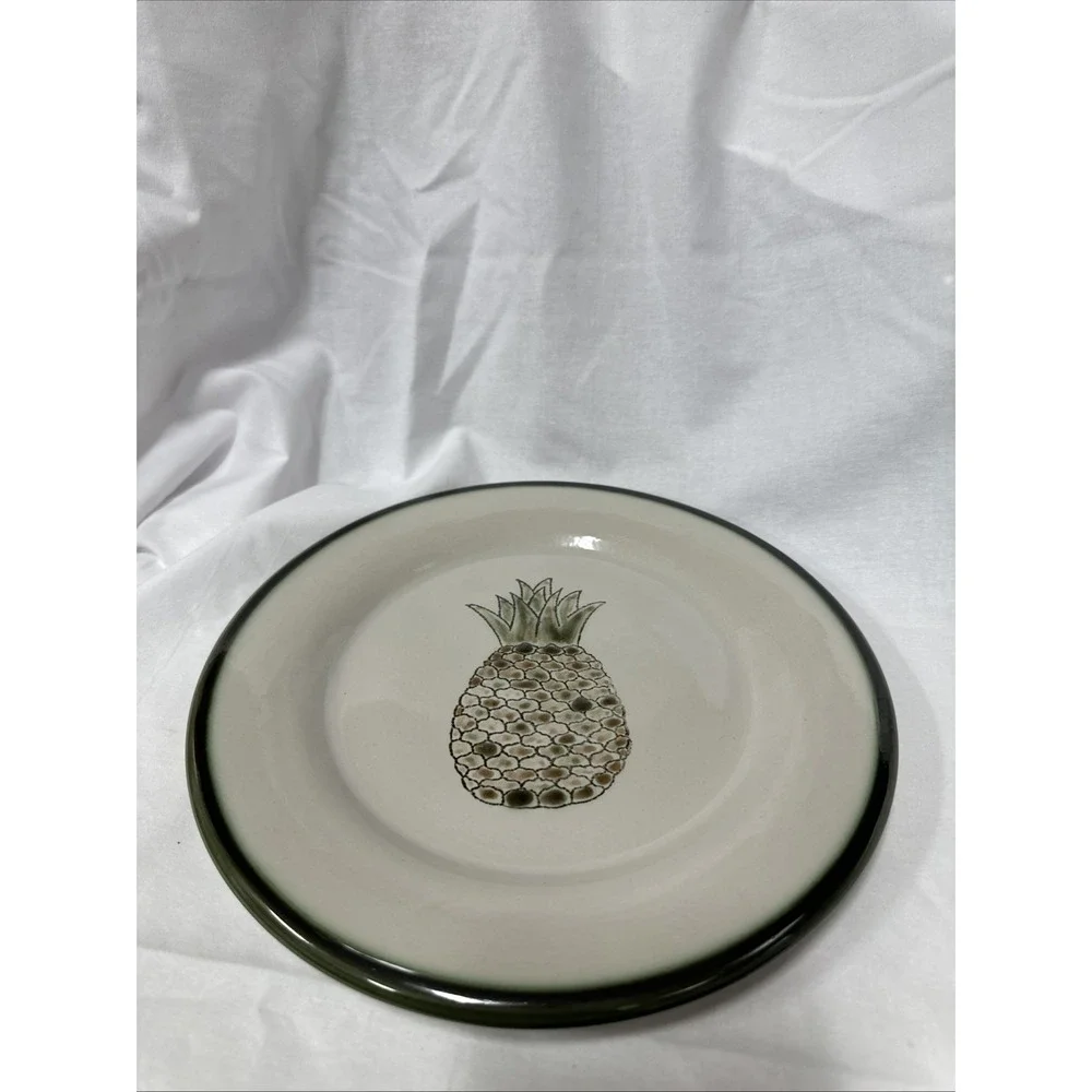 Louisville Stoneware‎ Pottery Pineapple Luncheon Plate 9-1/4